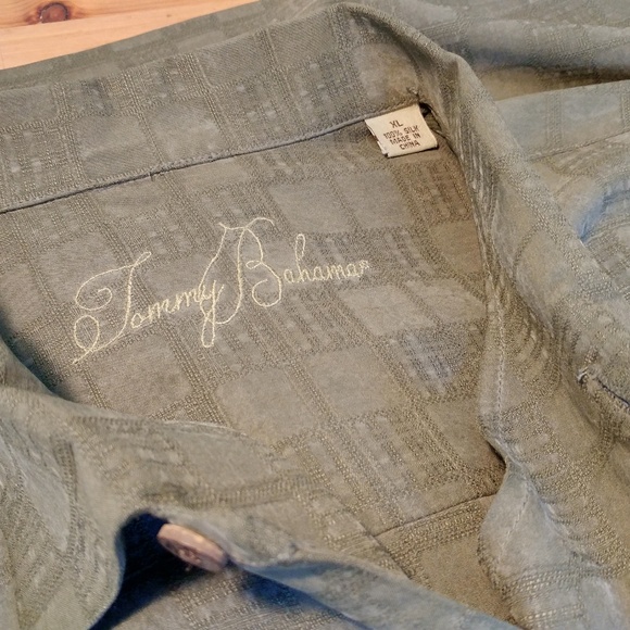 Mens Tommy Bahama TB Button Up Front Silk Shirt SS - Picture 3 of 5